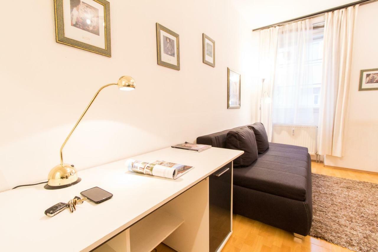 Apartment Meidling Wien Exteriör bild